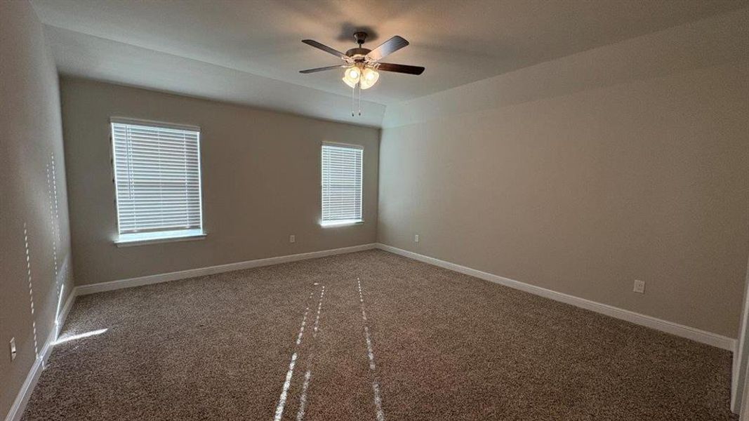 Spacious, unfurnished interior of a new home in Sandstone Estates, Granbury (Image 15). Spacious, unfurnished interior of a new home in Sandstone Estates, Granbury (Image 15).