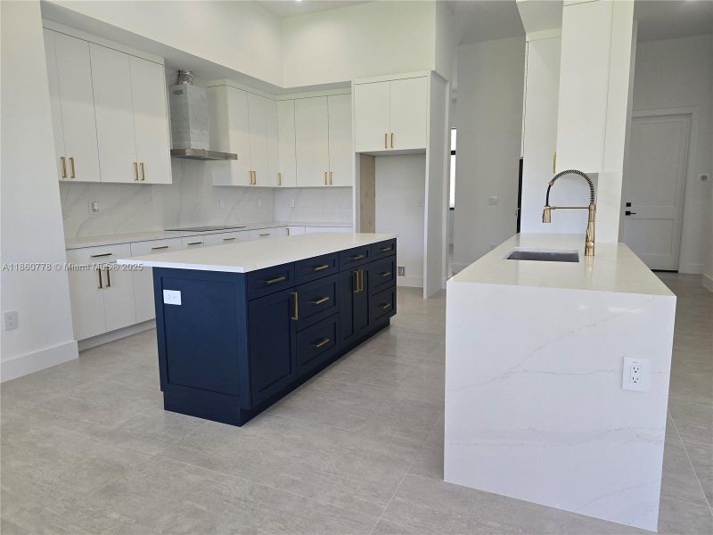 Image 79 of a home in .