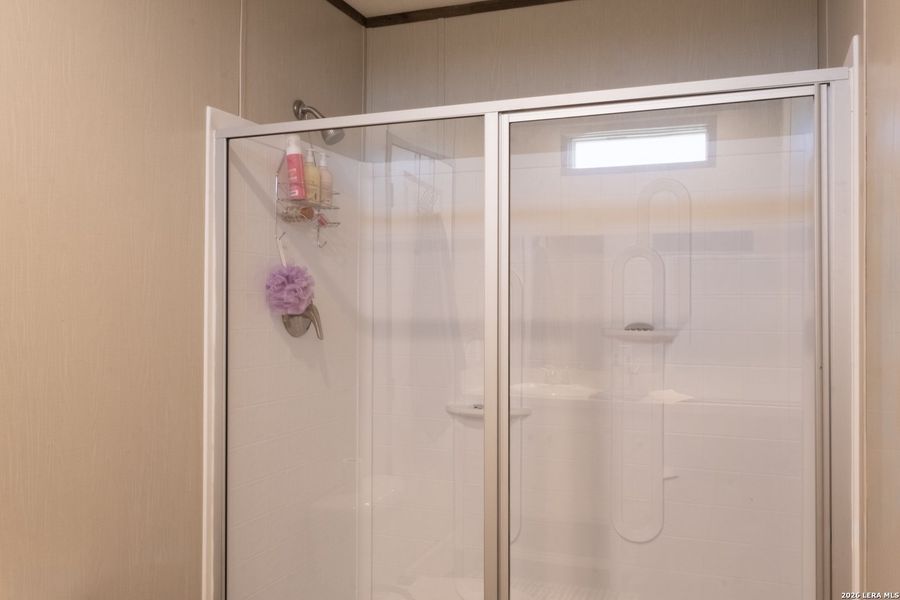 Close-up of interior finishes inside a home in , La Vernia (Image 15).