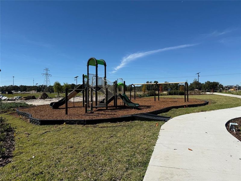 Community amenities in , Lady Lake (Image 14).