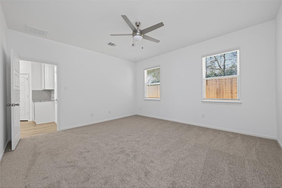 Spacious, unfurnished interior of a new home in Enclave at Willis, Willis (Image 26).