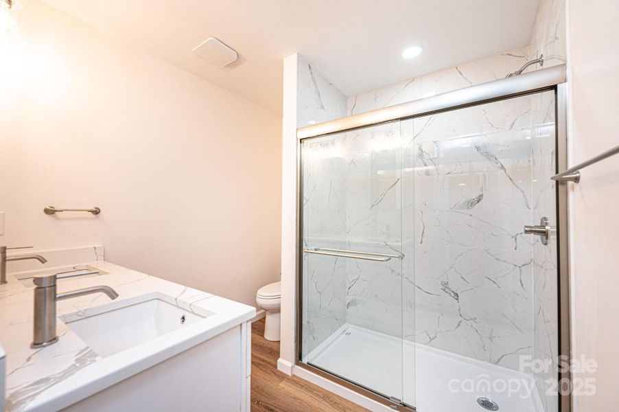 Furnished interior view inside a new home in , Hickory (Image 5).