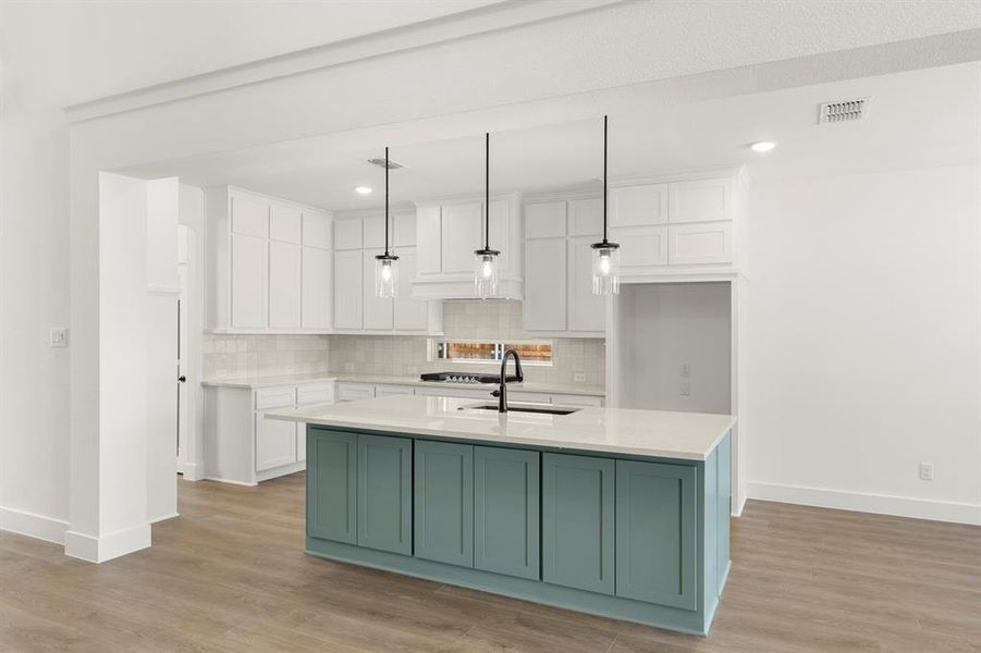 10. 1720 Canals - Kitchen (2) 10. 1720 Canals - Kitchen (2)