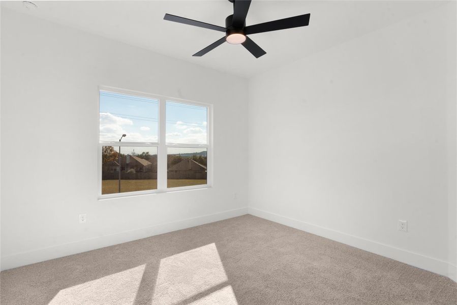 Spacious, unfurnished interior of a new home in , Burnet (Image 26).