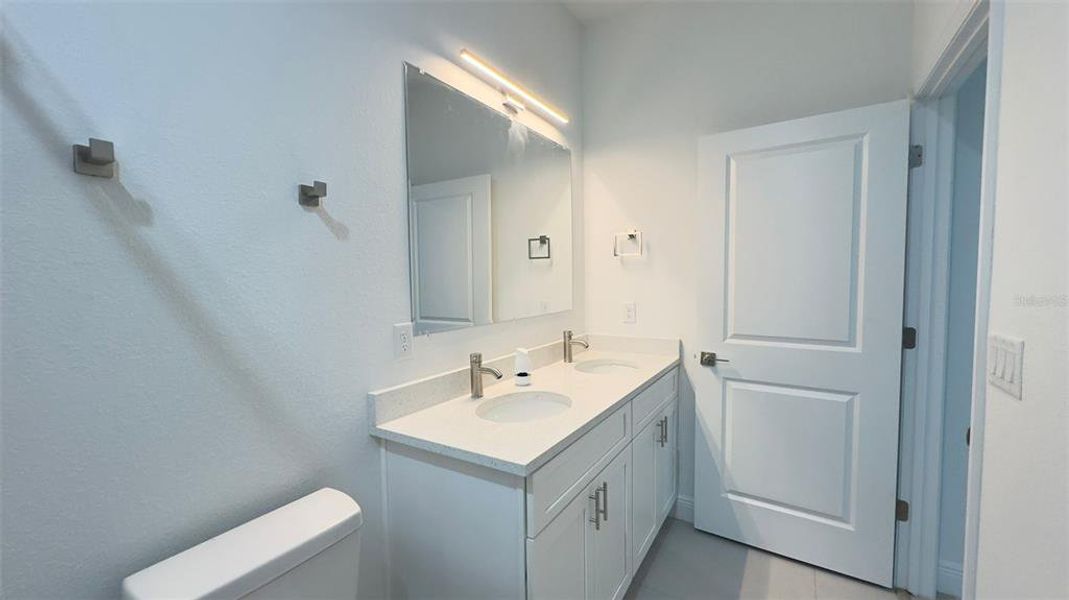 Furnished interior view inside a new home in , Citrus Springs (Image 12).