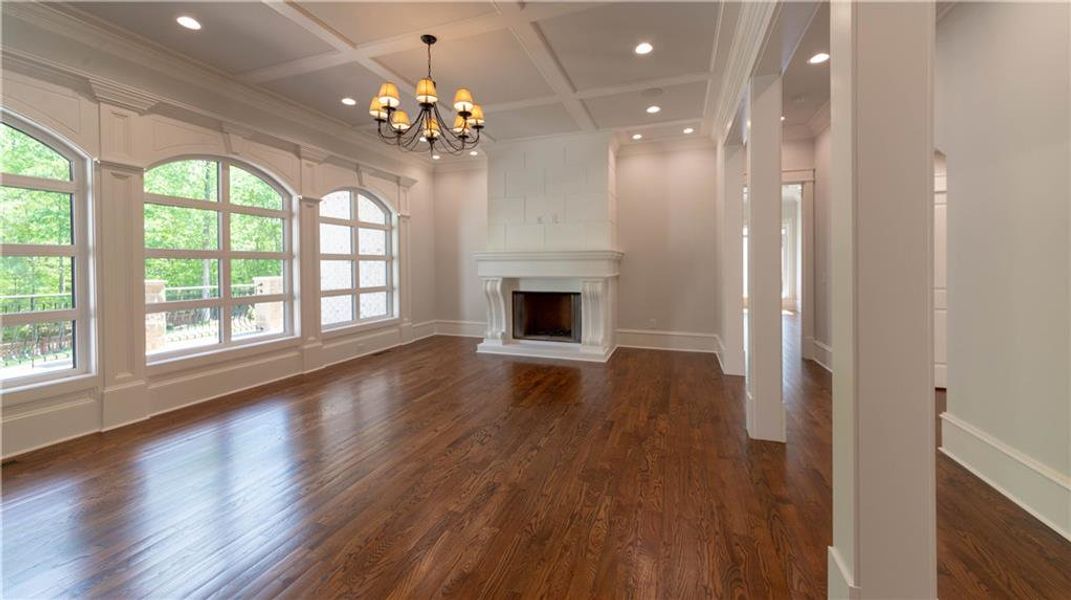 Spacious, unfurnished interior of a new home in , Roswell (Image 21).