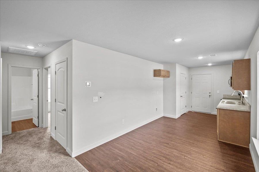 Image 18 of a home in Gentry Place.