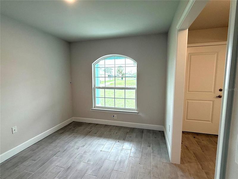 Spacious, unfurnished interior of a new home in Rotonda, Rotonda West (Image 10).