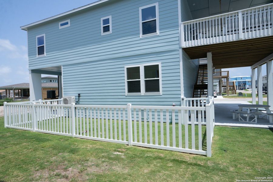 Exterior details and patio area of a home in , Rockport (Image 21).