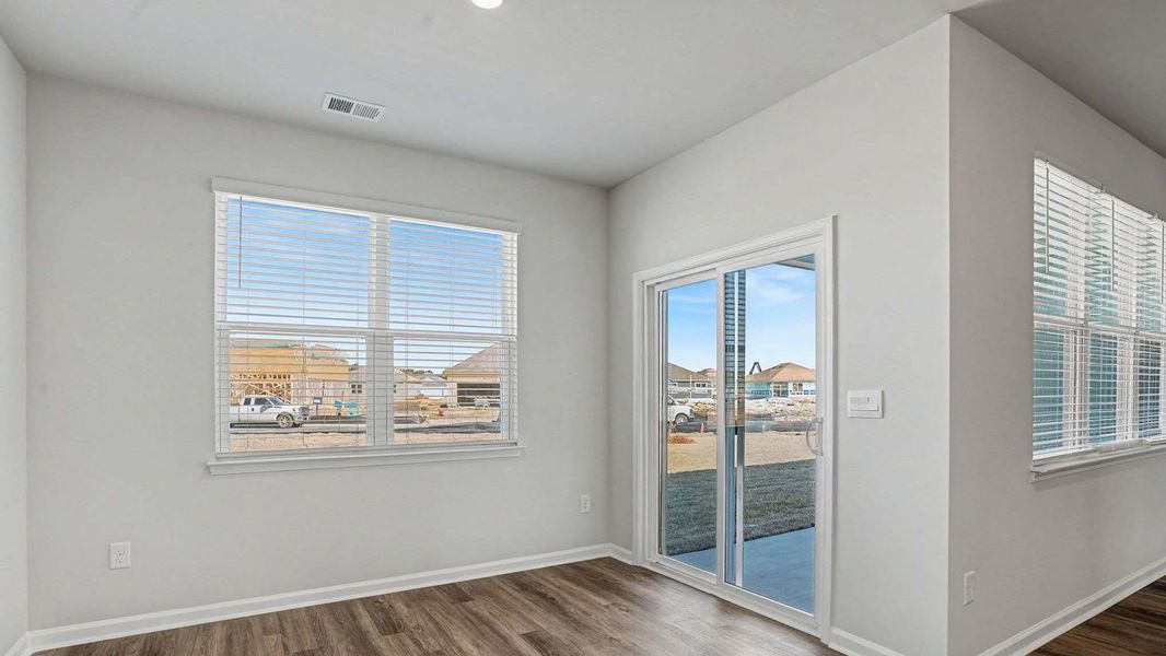 Spacious, unfurnished interior of a new home in Preserve at Cypress Commons, Conway (Image 9).