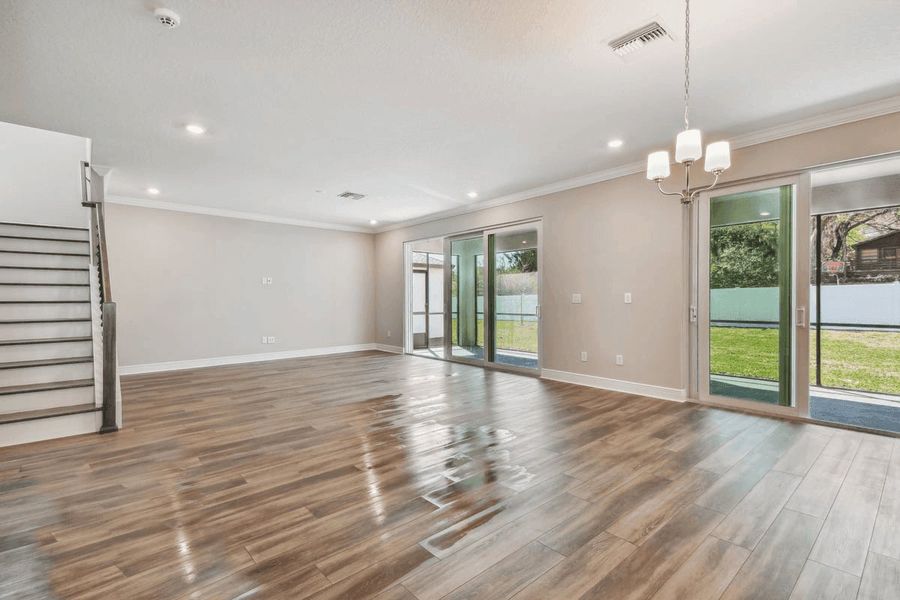 Representative unfurnished interior of a home built from the Sawgrass by William Ryan Homes in The Sanctuary – Royal Collection, Punta Gorda (Image 22).