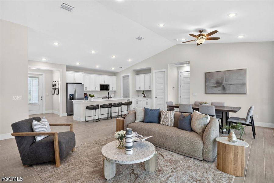 Furnished interior view inside a new home in Cape Coral, Cape Coral (Image 6).