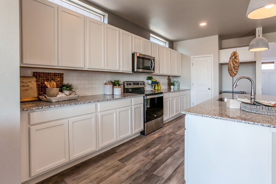 Representative furnished interior of a home built from the Rowling by Hartford Homes in Trailside, Timnath (Image 49).