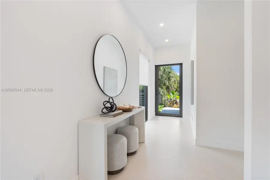 Furnished interior view inside a new home in , Fort Lauderdale (Image 9).