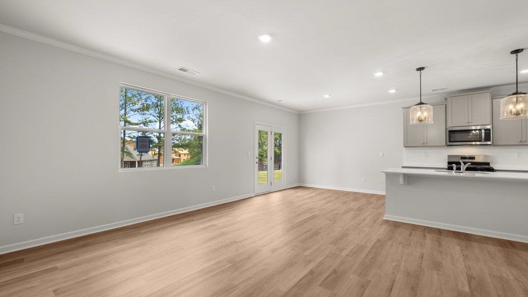 Representative unfurnished interior of a home built from the Elle by D.R. Horton in Fairway 17 at Mirror Lake, Villa Rica (Image 34). Representative unfurnished interior of a home built from the Elle by D.R. Horton in Fairway 17 at Mirror Lake, Villa Rica (Image 34).
