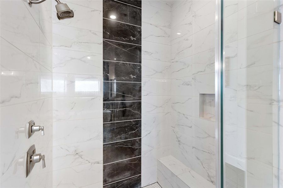 Close-up of interior finishes inside a home in , Conroe (Image 20). Close-up of interior finishes inside a home in , Conroe (Image 20).