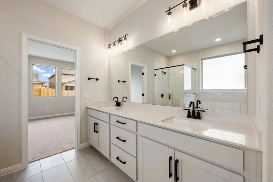 Furnished interior view inside a new home in Berry Creek Highlands, Georgetown (Image 19).