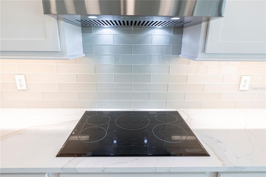 Close-up of interior finishes inside a home in , Port Charlotte (Image 20).