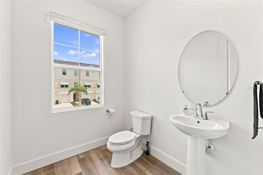 Furnished interior view inside a new home in , Seminole (Image 34).