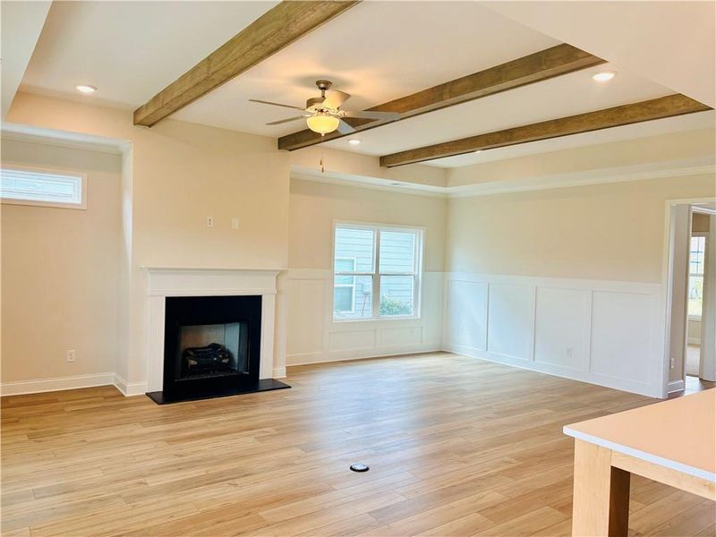 Spacious, unfurnished interior of a new home in Heritage Pointe at The Georgian, Villa Rica (Image 10).