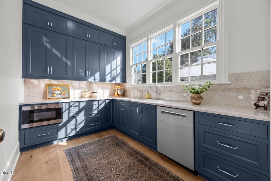 154-web-or-mls-IMG_1987 154-web-or-mls-IMG_1987