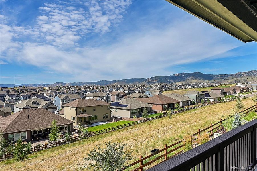 Open space/mountain view from the balcony