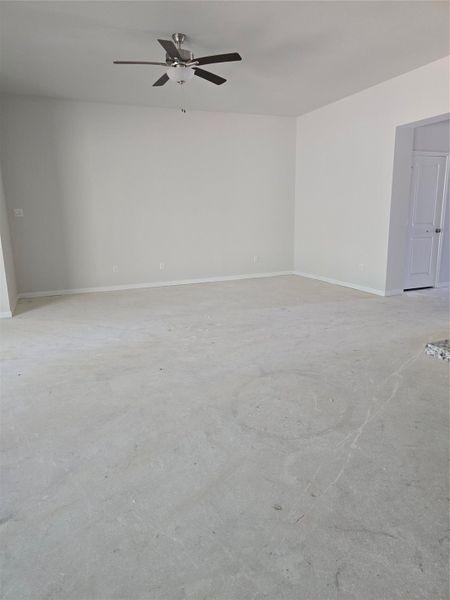 Spacious, unfurnished interior of a new home in Sundance Cove - Paintbrush Collection, Crosby (Image 4).
