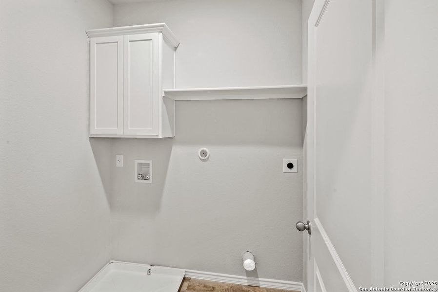 Image 20 of a home in .