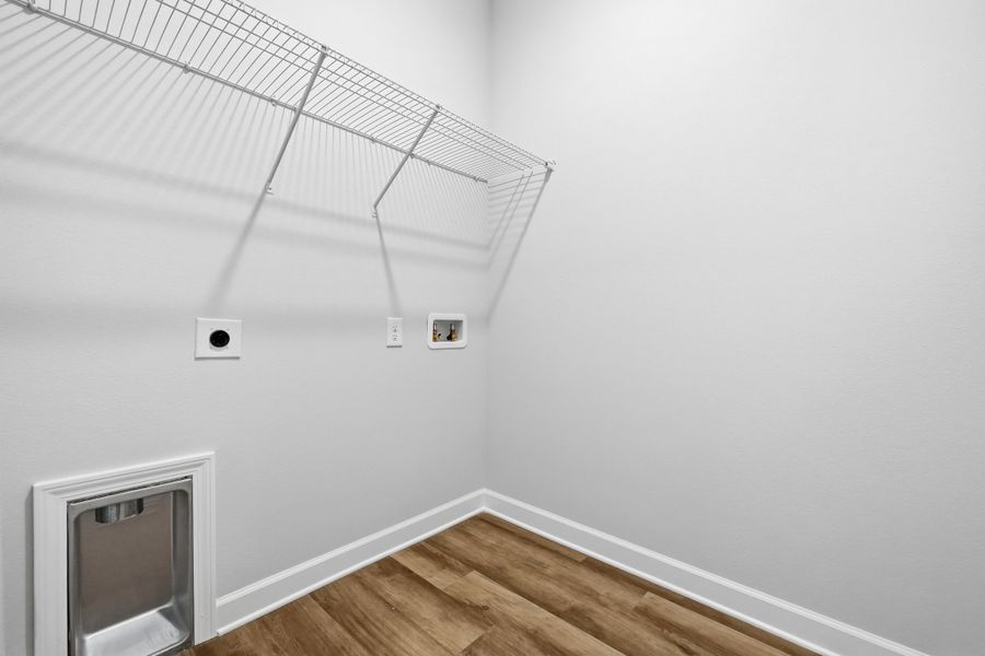 Spacious, unfurnished interior of a new home in Southern Charm, Crestview (Image 22).