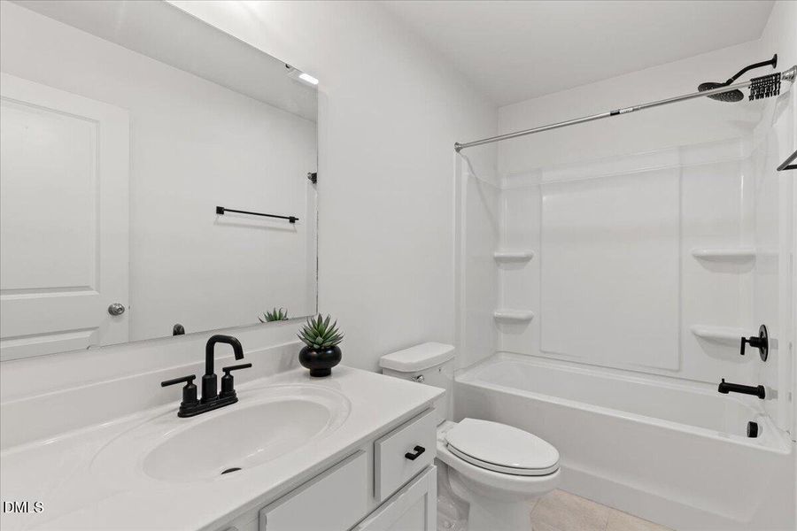 Full Bath Full Bath