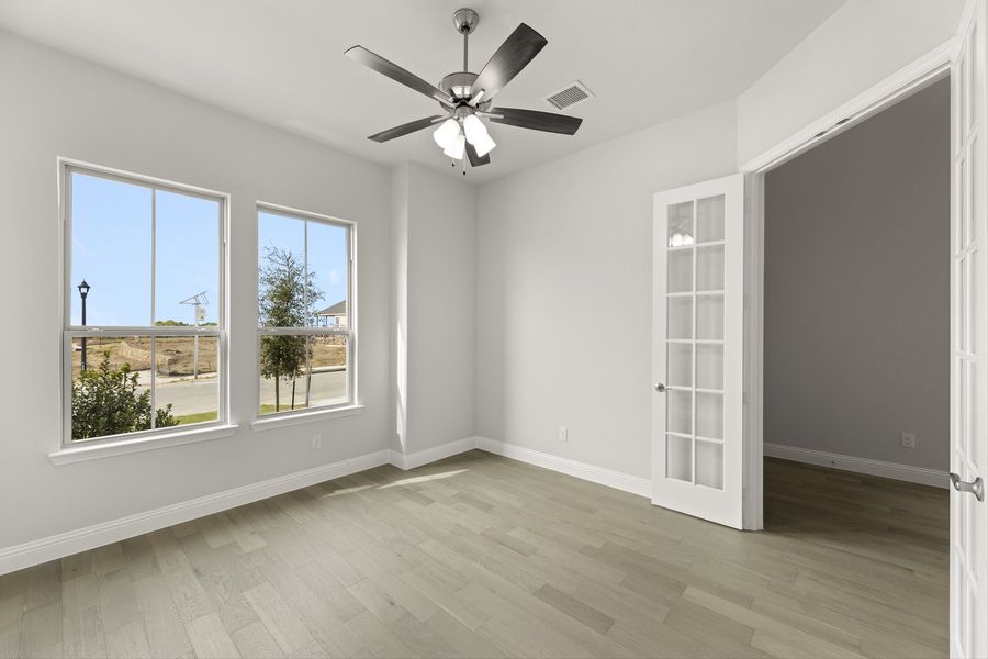 Spacious, unfurnished interior of a new home in Brookshire at Legacy Hills, Celina (Image 15). Spacious, unfurnished interior of a new home in Brookshire at Legacy Hills, Celina (Image 15).