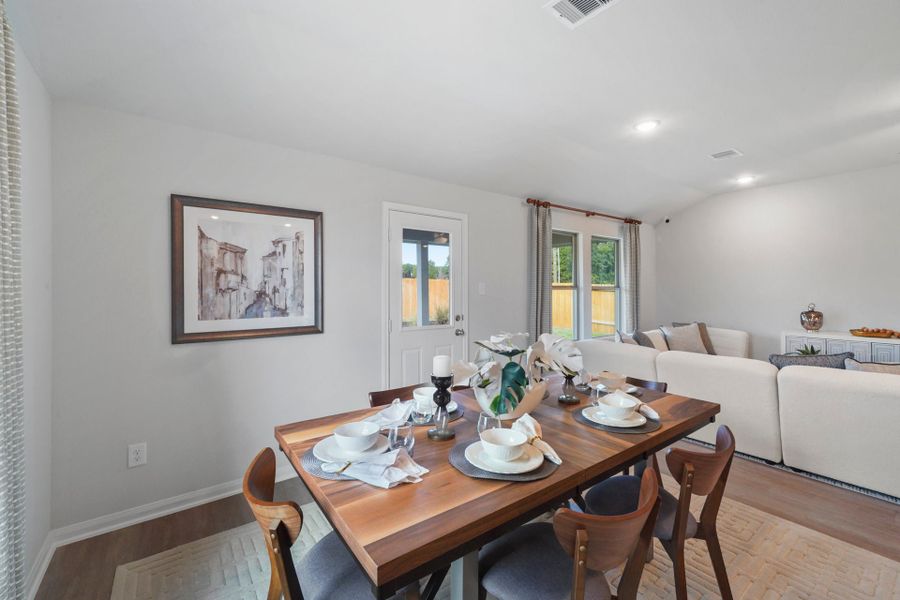 Lexington Heights Model Home - Golden - Dining Room Lexington Heights Model Home - Golden - Dining Room
