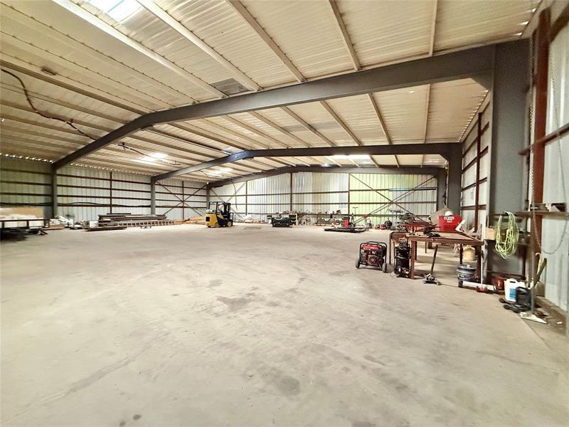 6000 sqft Warehouse
