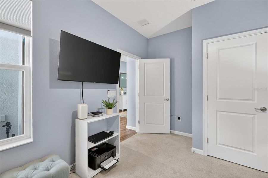 Furnished interior view inside a new home in , Mount Dora (Image 19).