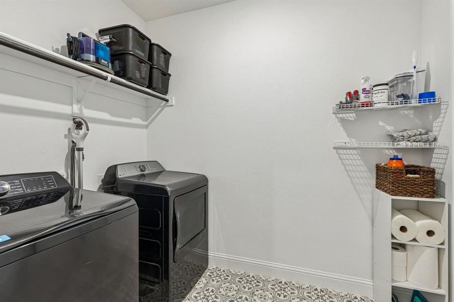 Furnished interior view inside a new home in Stoneridge, Melissa (Image 5).