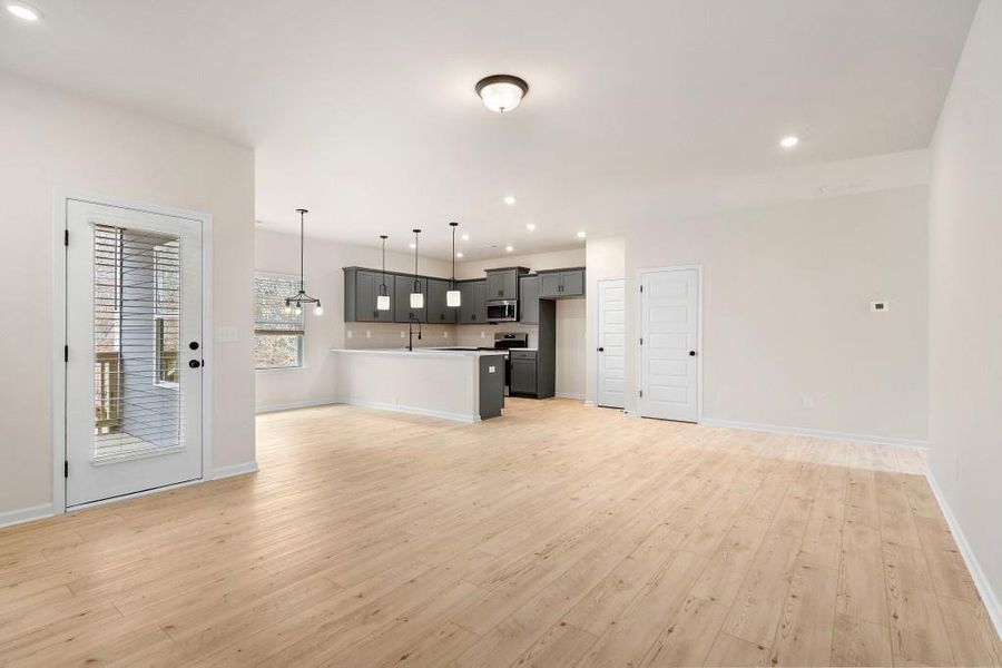 Spacious, unfurnished interior of a new home in Fair Oak, Calhoun (Image 20).