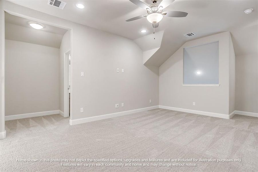 Spacious, unfurnished interior of a new home in The Retreat - Phase 1, Waxahachie (Image 11).