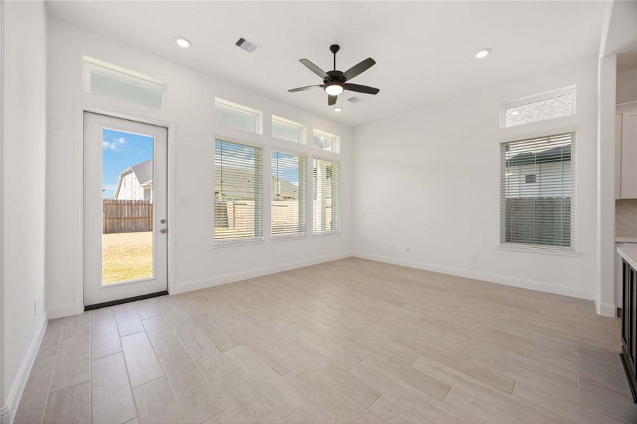 Spacious, unfurnished interior of a new home in Sienna, Missouri City (Image 33). Spacious, unfurnished interior of a new home in Sienna, Missouri City (Image 33).