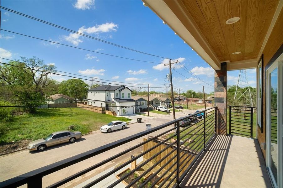 Image 12 of a home in .