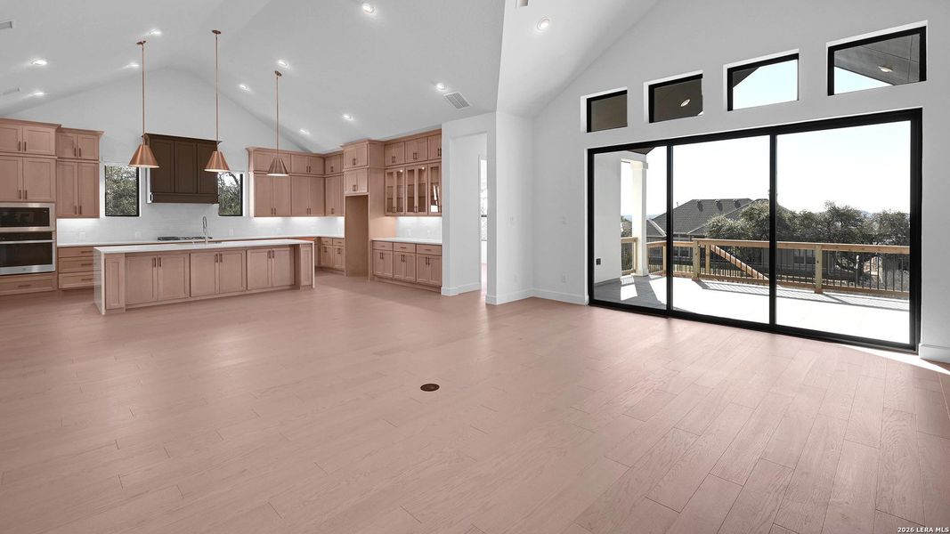 Spacious, unfurnished interior of a new home in Johnson Ranch, Bulverde (Image 26).