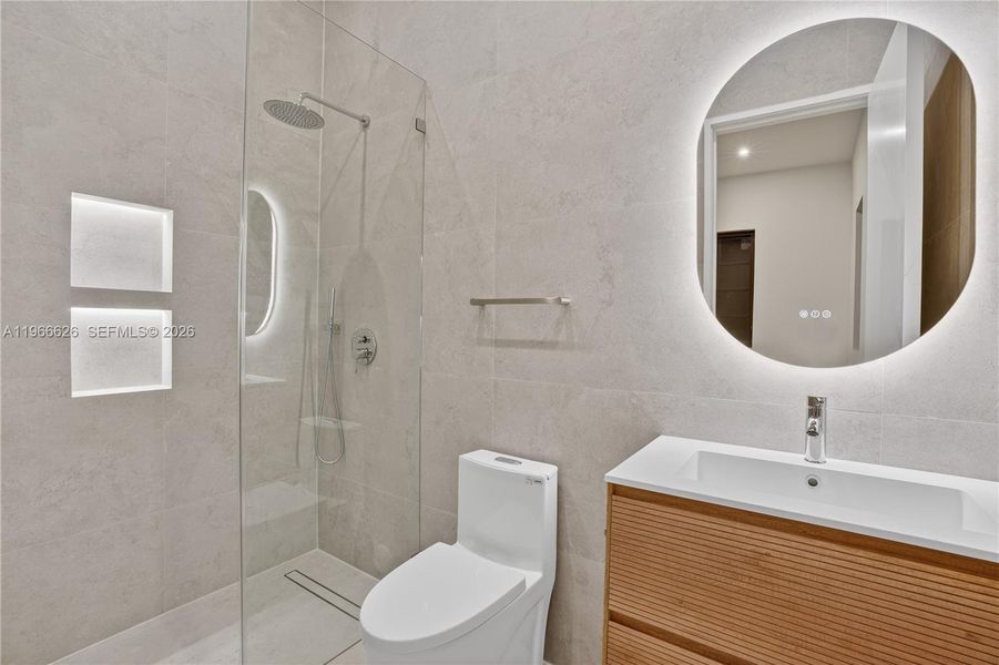 Furnished interior view inside a new home in , Coral Gables (Image 13).