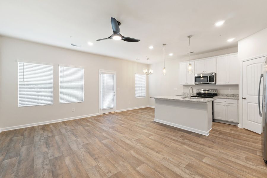 New Home in Hampton, GA.  - Slide 3