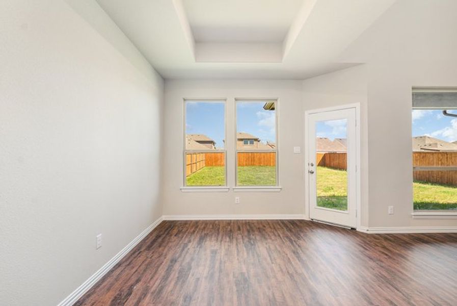 Spacious, unfurnished interior of a new home in Courts Of Bonnie Brae, Denton (Image 20).