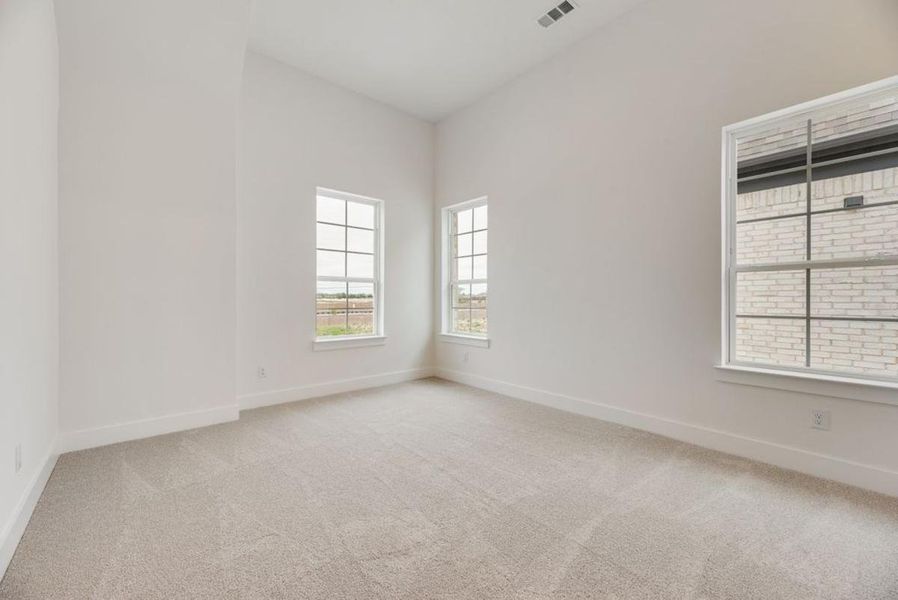 Spacious, unfurnished interior of a new home in Grand Estates of Anna, Anna (Image 33).