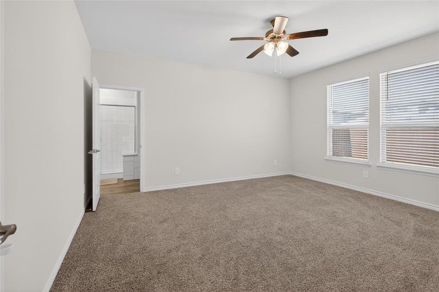 Spacious, unfurnished interior of a new home in , Fort Worth (Image 29).