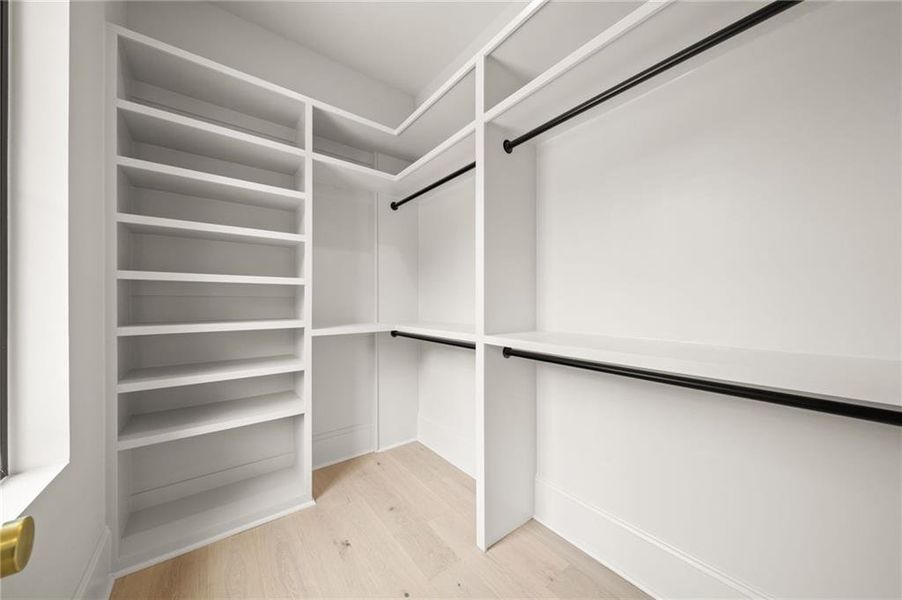 Spacious, unfurnished interior of a new home in , Atlanta (Image 40).
