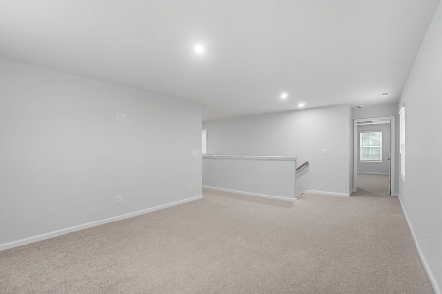 Photo representation of the Sequoia plan. Colors, finishes and options will vary.