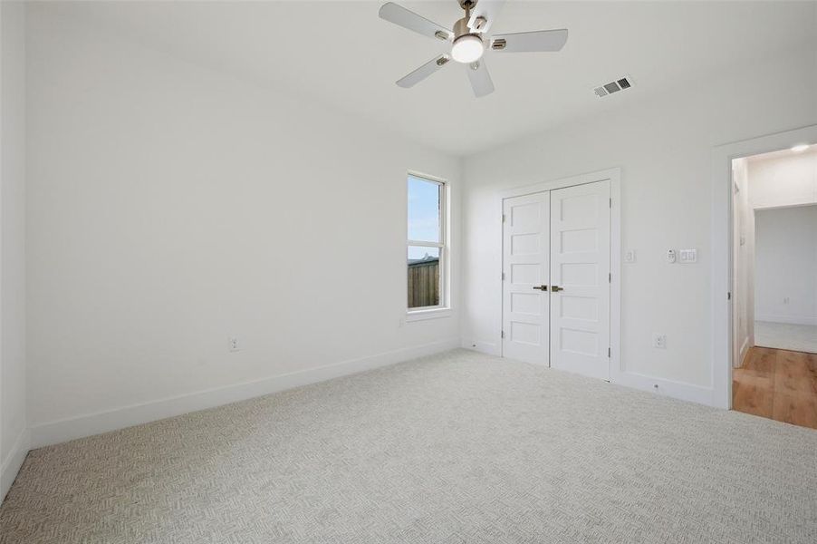 Spacious, unfurnished interior of a new home in , Pottsboro (Image 25). Spacious, unfurnished interior of a new home in , Pottsboro (Image 25).