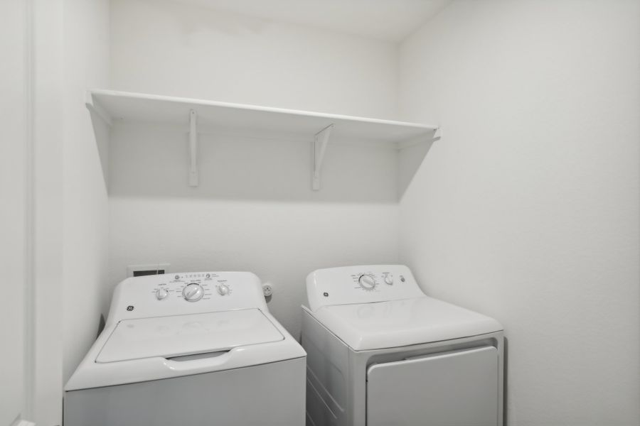 Representative interior finishes for a home built from the Orbit by Starlight Homes in Coyote Meadows, Anna (Image 13). Representative interior finishes for a home built from the Orbit by Starlight Homes in Coyote Meadows, Anna (Image 13).