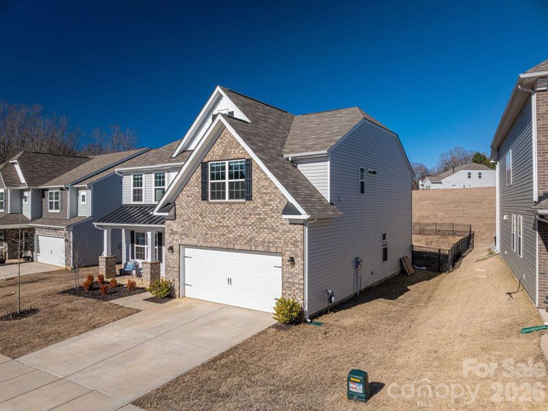 Image 43 of a home in . Image 43 of a home in .